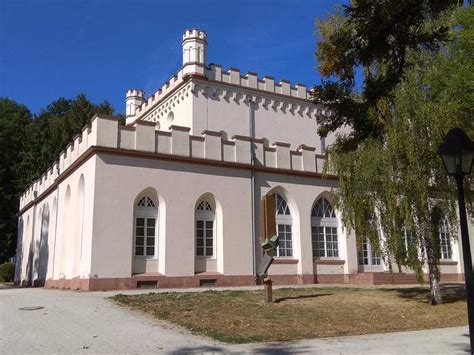 Das ehemalige privathaus des prinzen von wales ist nur 2 gehminuten vom … Gotisches Haus - Bad Homburg v.d. Höhe, Hochtaunuskreis ...