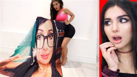 Sssniperwolf Net Worth How Much Money Does She Make On Youtube Gamers Gags