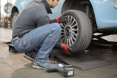 Changing Flat Tires Rodney Autocentre Ltd