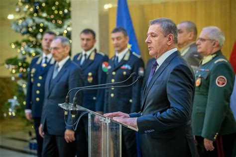 Között honvédelmi miniszterhelyettes, majd a honvéd vezérkar főnöke (1973. A honvédelmi miniszter levele a Magyar Honvédség állományának