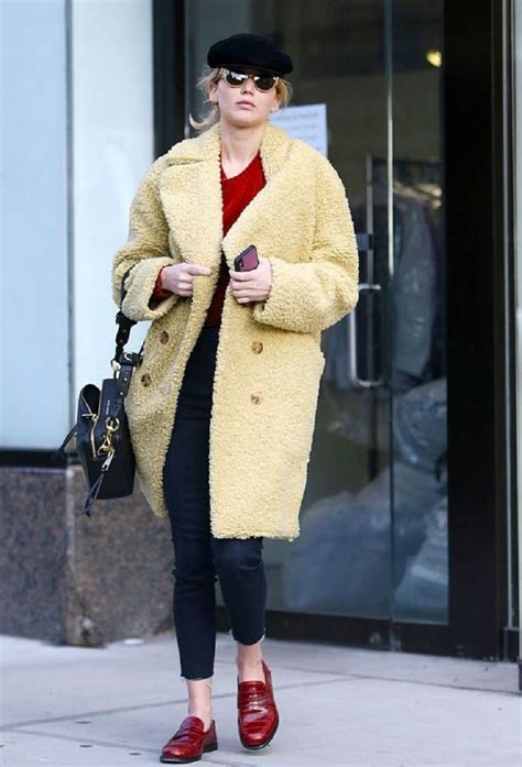Jennifer Lawrence Style And Fashion 12192018 • Celebmafia
