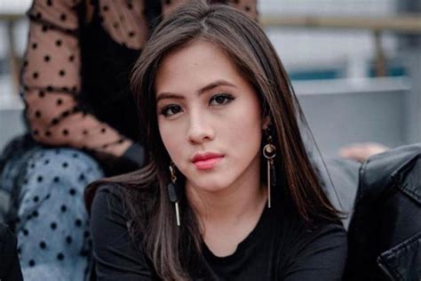 16th so long handshake festivalballroom, menara 165, cilandak, jakarta, indonesiamay 13th, 2017. Zara JKT48 mengaku ingin jadi orang jahat di film - ANTARA ...