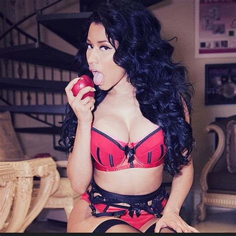 Nicki Minaj Fanpage Nicki Minaj Unveils Her Red Hot Halloween Costume