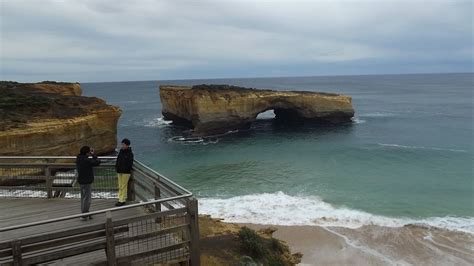 Official site for the great ocean road. London Bridge has fallen down. One of the features often ...