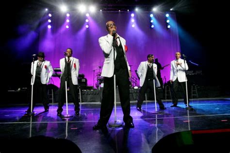 Bobby Brown Walks Off Stage During New Edition Show Video