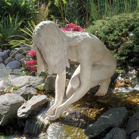Garden Decorative Bathing Woman Naked Girl Statue Art Stone Sculpture