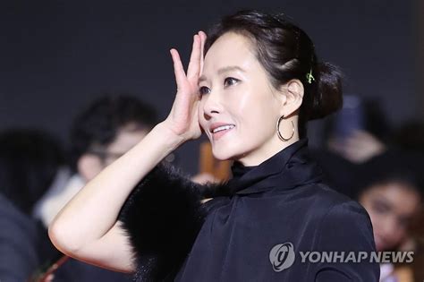 S Korean Actress Kim Sun Ah Yonhap News Agency