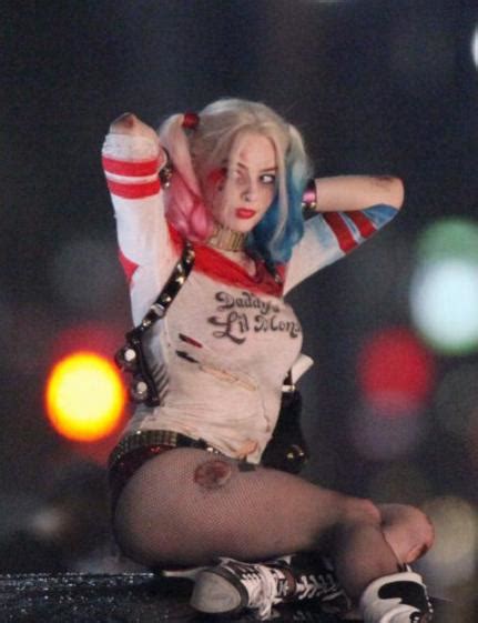 Hot New Pictures Of Margot Robbie Wet As Harley Quinn On Set