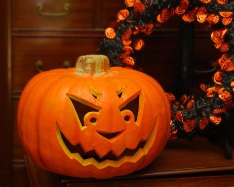 10 Easy Pumpkin Carving Faces Decoomo