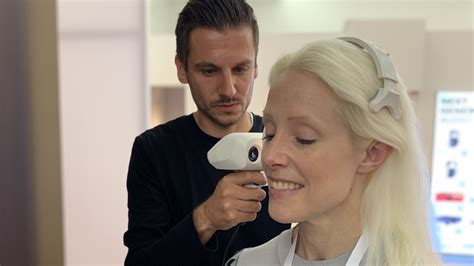 I had my ears 3D mapped by Sennheiser for custom earbud tips – and you
