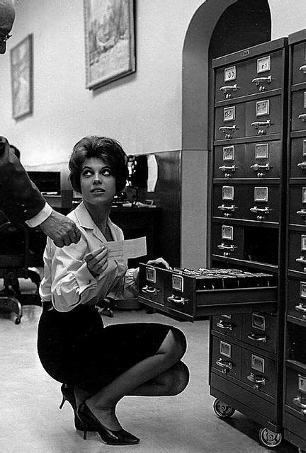37 vintage portrait photos of sexy secretaries in the 1960s artofit