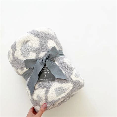 Better Homes & Gardens Cozy Knit Throw - Walmart Finds