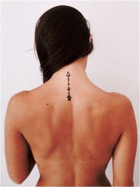 10 Unique And Beautiful Arrow Tattoo Designs For Women Flawssy