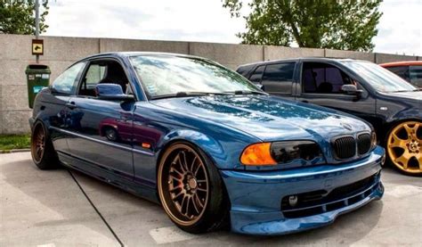 Bmw E46 3 Series Blue Luxury Cars Bmw Bmw Bmw Cars