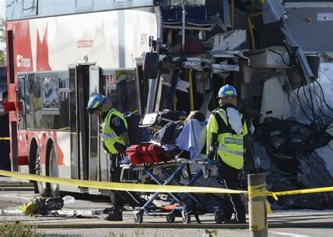Shocking Pics Ottawa Train Bus Collision
