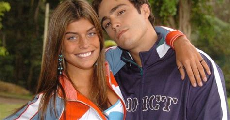 Ele participou do elenco até a temporada de 2006, depois, seguiu para novos rumos e participou de programas como casos e acasos (2008) e da telenovela bela, a feia (2009) pela recordtv. Se lembra de Jaque de Malhação? Veja como ela está hoje ...