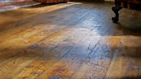 Old Barn Floor Flooring Barnwood Floors Rustic Laminate Flooring