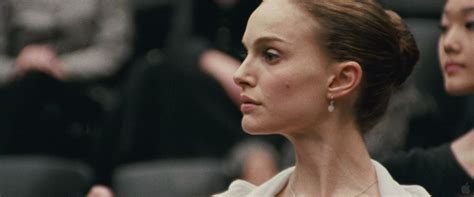 Erotische Kissenschlacht Wie Im Film Black Swan Mit Natalia Portman Telegraph