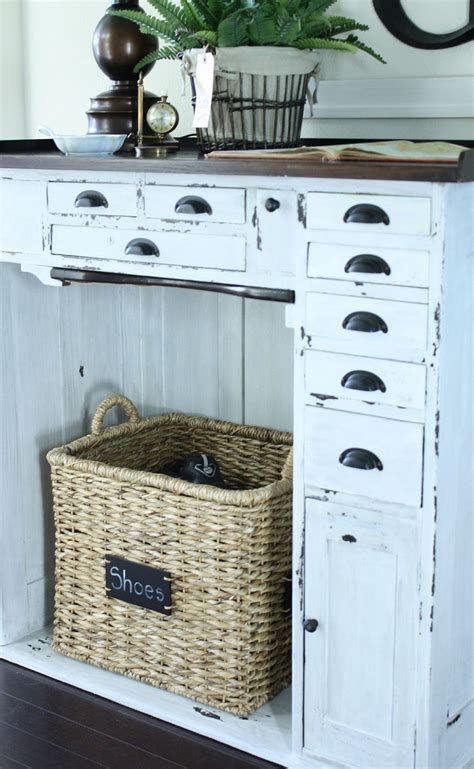 Chalk paint furniture is fun to make and would be perfect for any diy home decor project. Hometalk | Chalk Painted Furniture