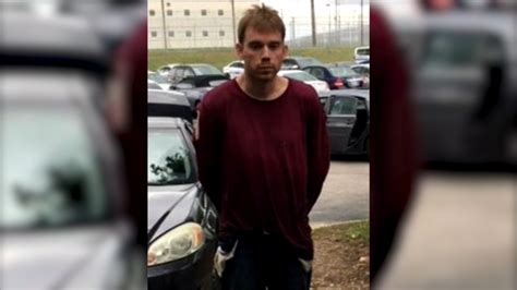 Tennessee Waffle House Shooting Suspect Travis Reinking Of Illinois In