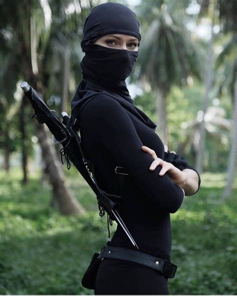 Pin By Sebastian Isola On Artes Marciales Female Ninja Ninja Girl Shadow Warrior