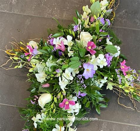 Orchid And Willow Cross Buy Online Or Call 01202 717 700