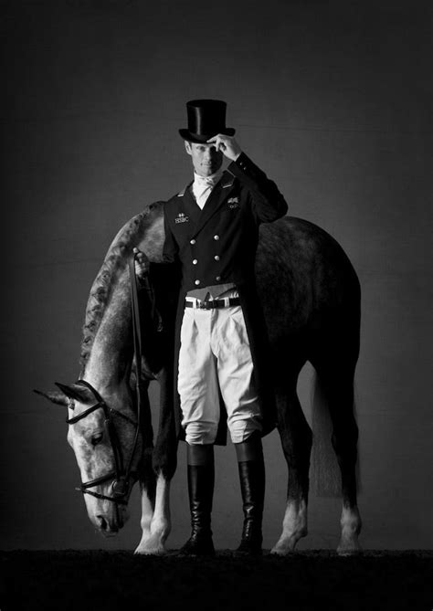 Mark Harvey Horse Commissions Horse Photographer William Fox Pitt