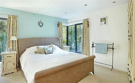 Find top bedroom interior design ideas at interiorcraze. The interior bedroom of an ICF house. - ThermoHouse
