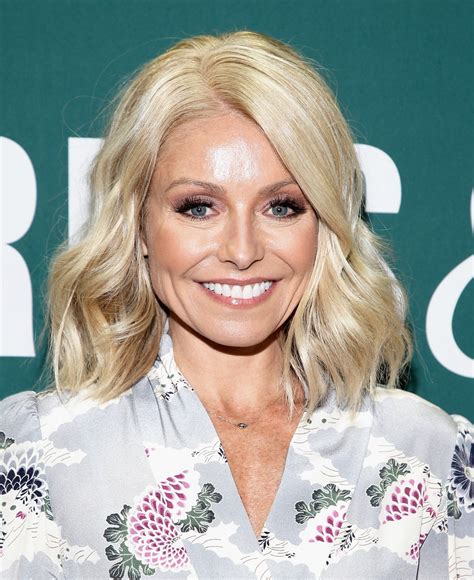 Has Kelly Ripa Had Botox Experts Weigh In