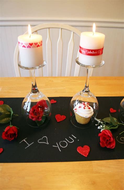 Table Decorations for Valentine’s Day - Pretty Designs