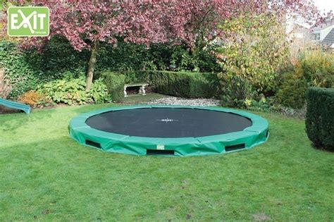 Geworden ist es schließlich ein bodentrampolin von berg. EXIT InTerra 366 Bodentrampolin 366 cm Trampolin hüpfen ...