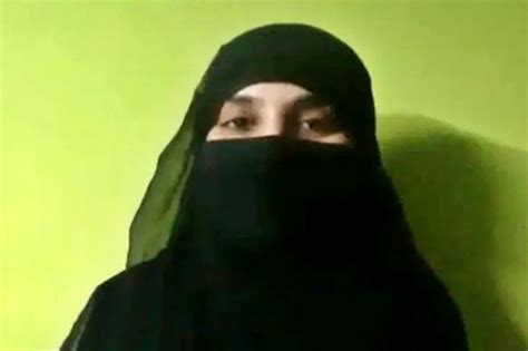 k taka english lecturer quits job over alleged bar on her hijab the munsif daily latest news