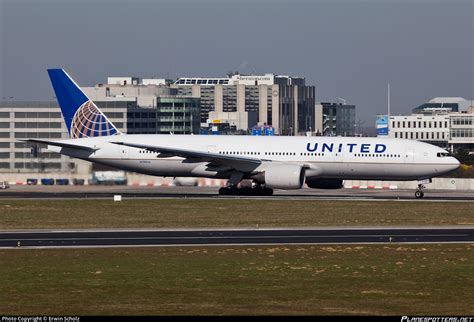 N780ua United Airlines Boeing 777 222 Photo By Erwin Scholz Id 179558