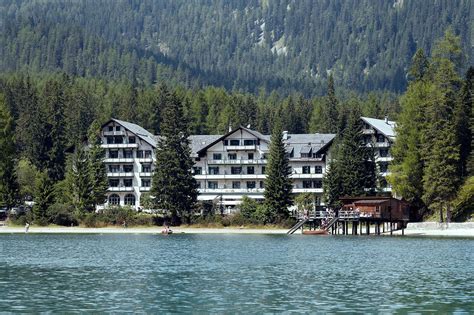 Historic South Tyrol Your Host Hotel Pragser Wildsee
