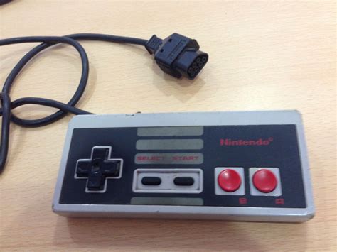Original Nintendo Controller From 1983 Original Nintendo Nintendo