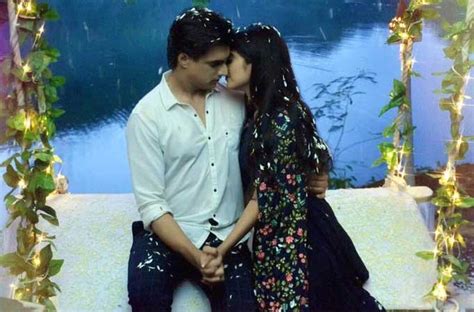 ‘these Pictures Prove That Mohsin Khan And Shivangi Joshi Are Head