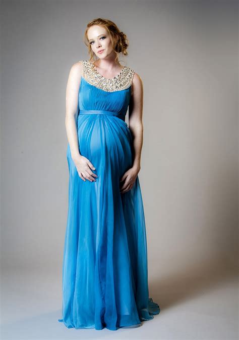 Sporting a bump to a wedding doesn't mean sacrificing style. Maternity Wedding Dresses Picture Collection ...