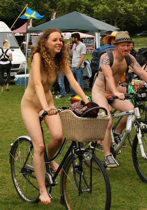 See And Save As Attractive Girl At Nude Bike Ride Among Men Porn Pict Xhams Gesek Info