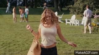 Alice Eve Sex In The City On Make A Gif
