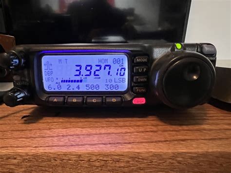 Yaesu Ft 100d Ham Radio Transceiver 100w Hfvhfuhf All Modes Ebay