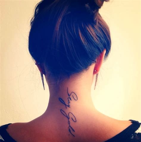 30 Tatuajes En La Nuca Con Significado Para Mujeres Y Hombres