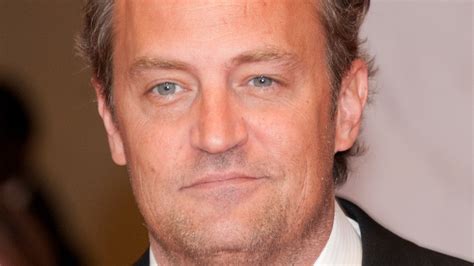 What Really Happened To Matthew Perry S Finger