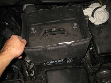 Kia Sportage 12v Automotive Battery Replacement Guide 016