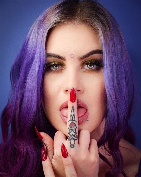 Hannah Sofia Hannahsofiax2 • Instagram Photos And Videos Tattoo