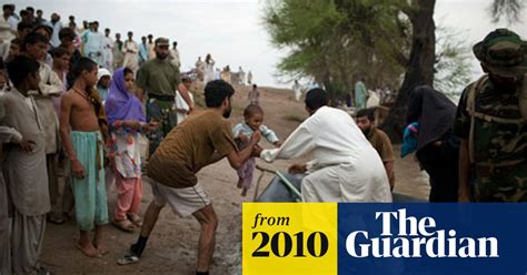 Up To 12 Million People Affected As Pakistan Floods Move South Pakistan The Guardian