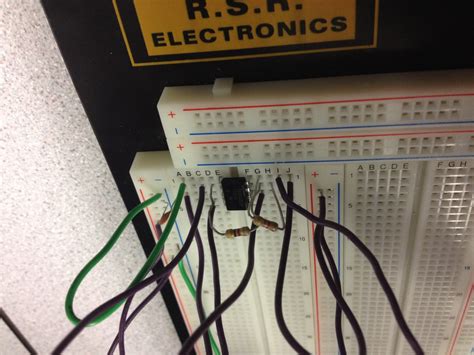 Astable 555 Signals 2014 Assignments