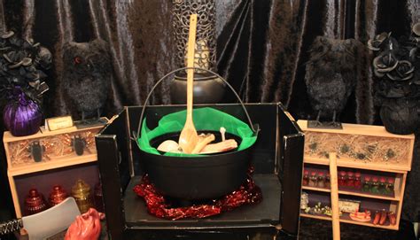 Halloween Witch Party How To Create A Witchs House With Free