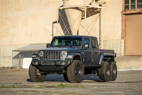 Jeep Gladiator 6x6 Unveiled With 145000 Price Tag Carbuzz
