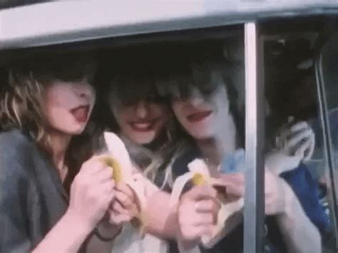 Bananarama GIFs Get The Best GIF On GIPHY