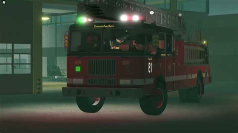 Chicago Fire Department Truck 81 And Deputy District Chief Responding